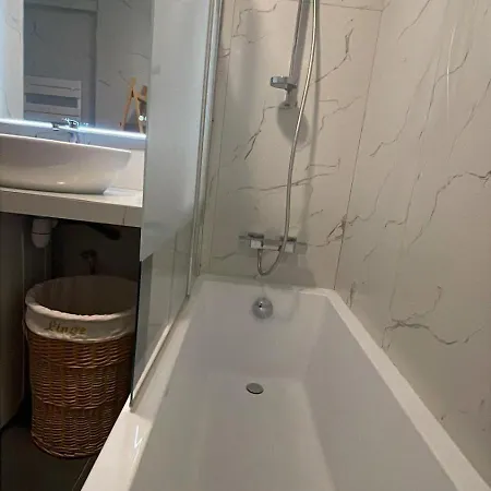 Floramarine Lägenhet *